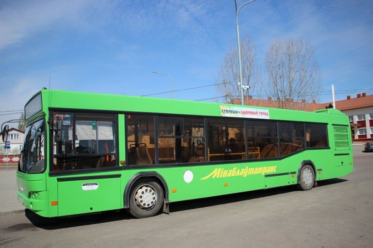 Логотип «Столбцы – здоровый город» разместили на городском автобусе